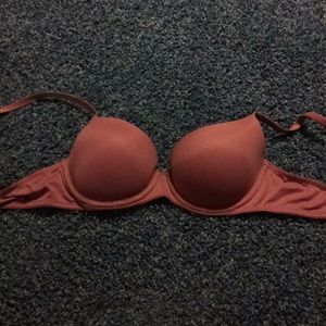 PINK Victoria’s Secret lightly lined bra